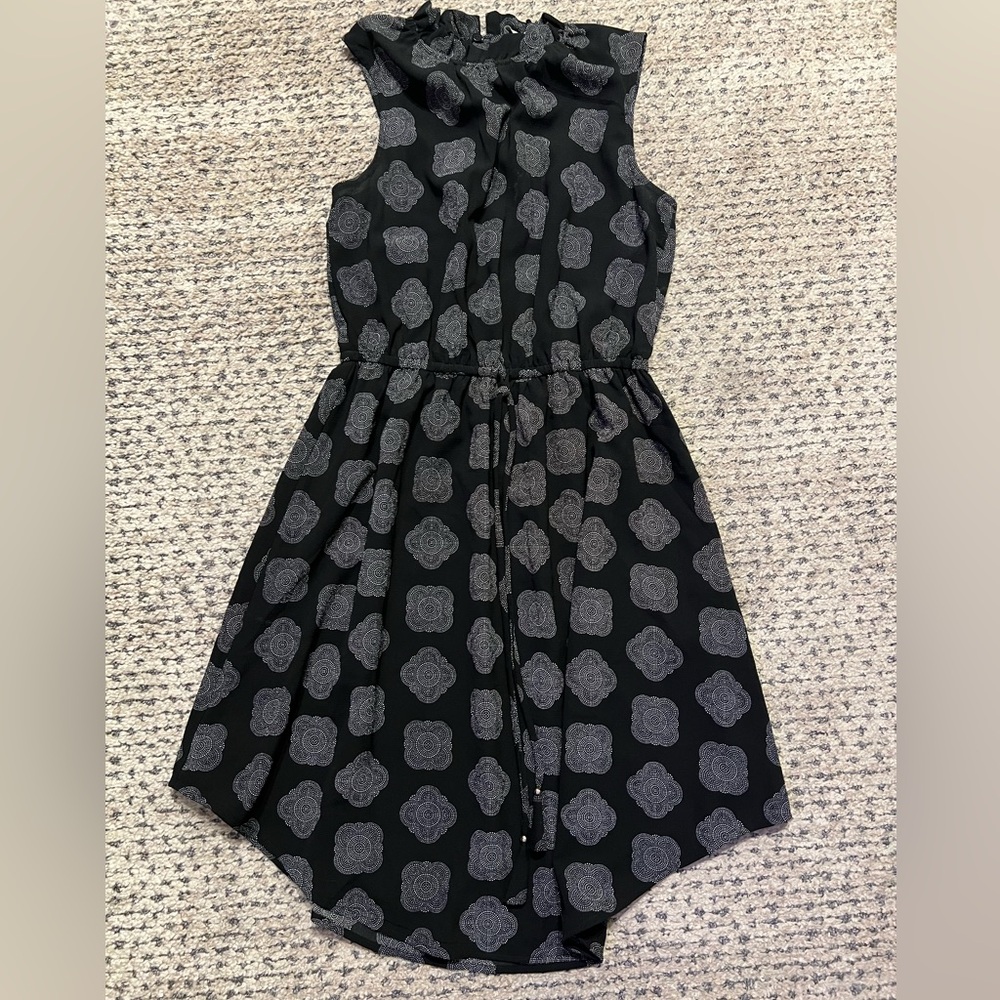 High ruffle neck chiffon midi dress with tie waist